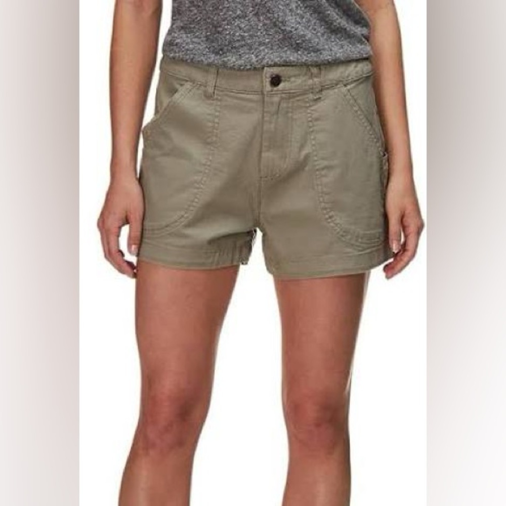 Patagonia Women’s Stand Up shorts 3” - Tan - Picture 11 of 15